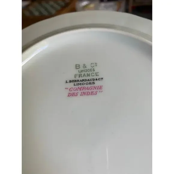 Limoge France
Compagnie Des Indes Red by Bernardaud Salad Plate 7.5 inch - Picture 3 of 9